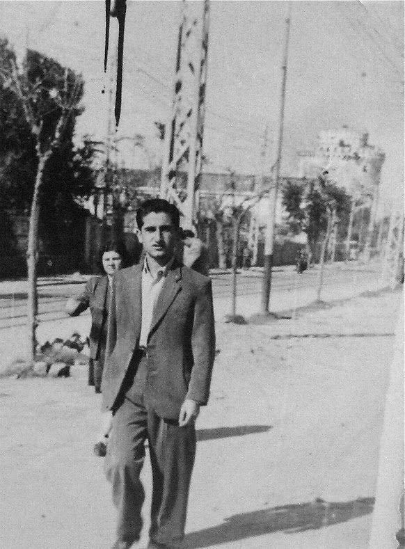 34.-1944-OSS-agent-Helias-Doundoulakis-by-Salonicas-waterfront-boulevard.-The-infamous-White-Tower-or-White-Castle-in-the-background.